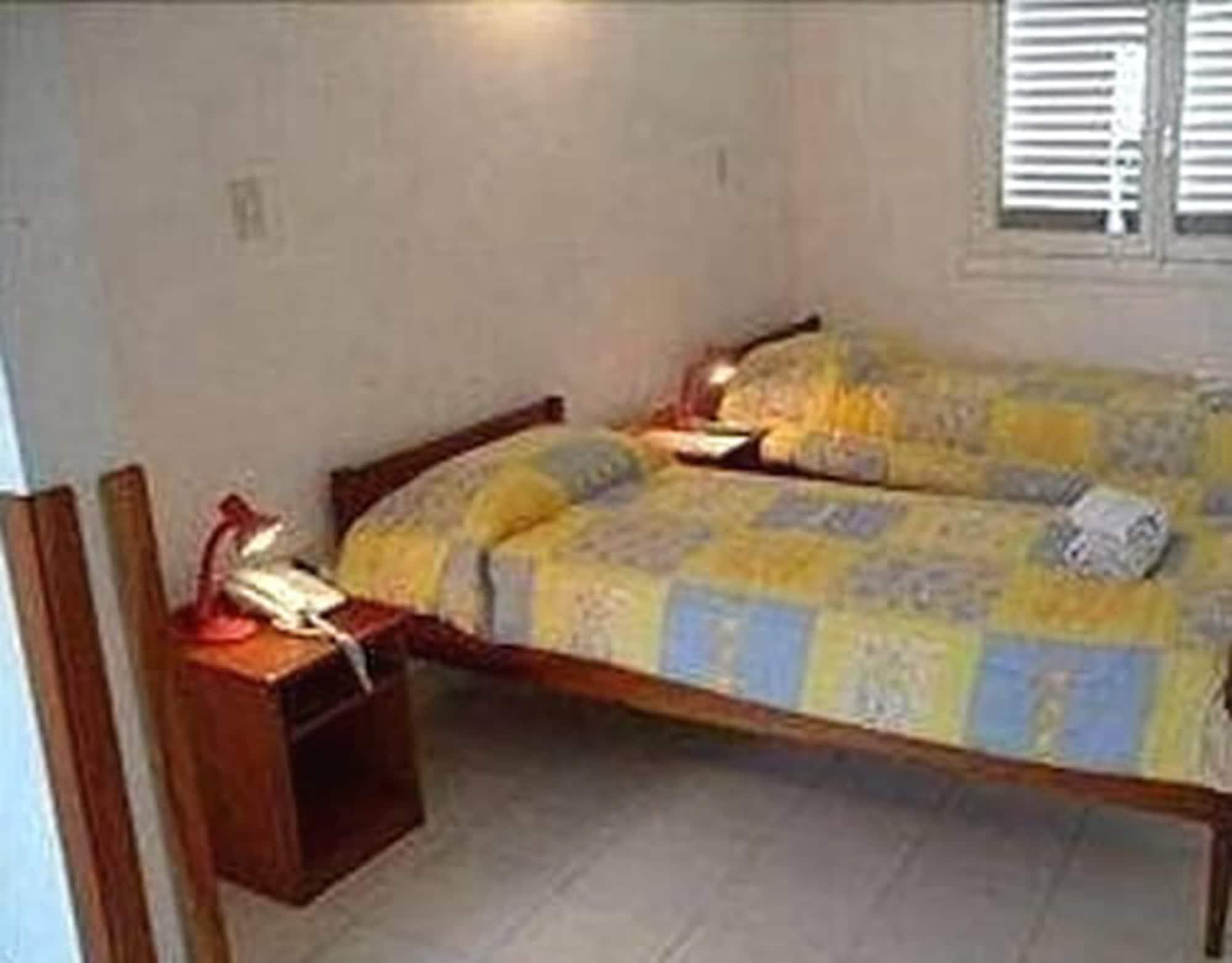 Hotel Palmas Del Sol Asunción Esterno foto