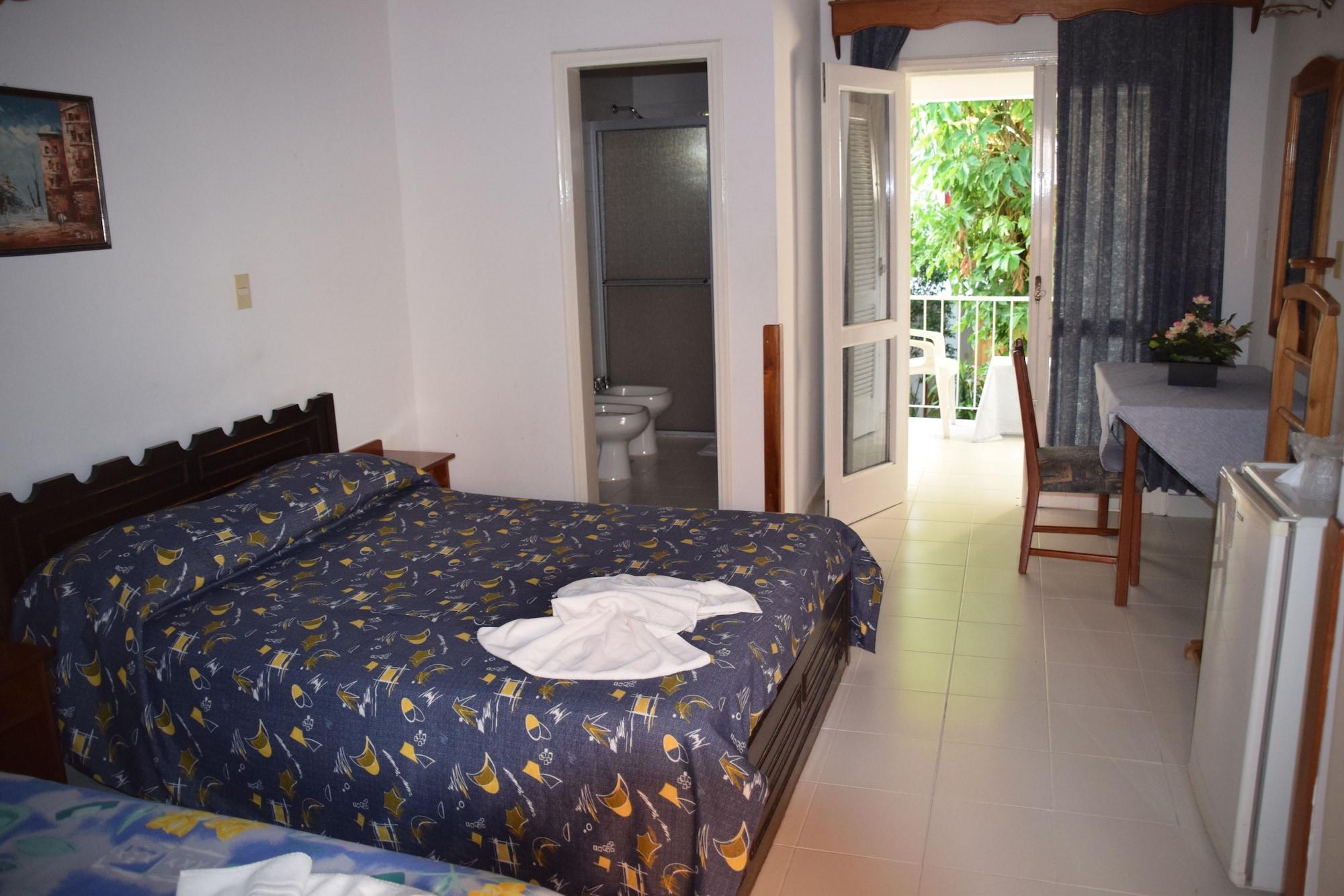 Hotel Palmas Del Sol Asunción Esterno foto